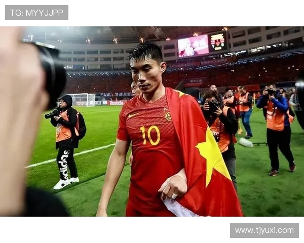 郑智评选中国足球十佳球星揭晓 十位球员亮相成历史新高